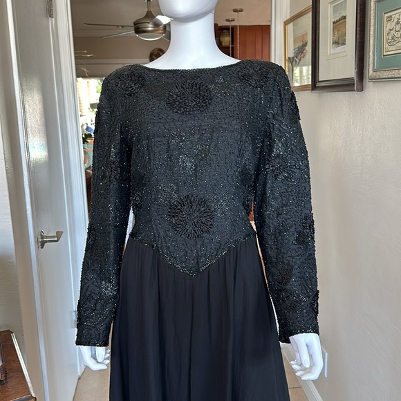 Nipon Nights Black Beated Silk Dress Pristine Condition Size 12 - Picture 2 of 7